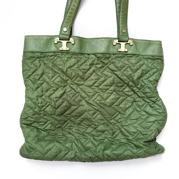 Tory Burch Green Quilted Leather Handle Tote Bag With Gold Tone Hardware - Picture 2 of 7